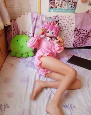 少妇下蹲下露大唇XX_1080P高清迅雷在线观看