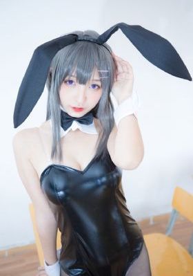 美女人人操_免费完整版高清